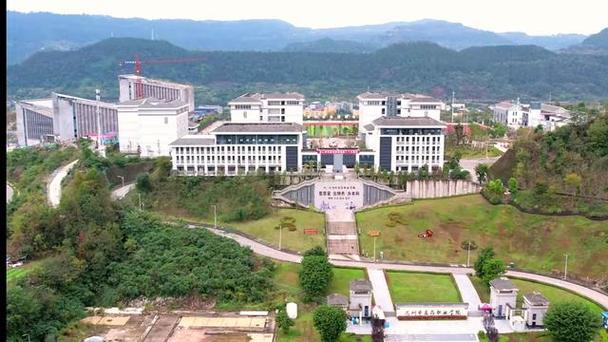 达州中医学校招生?达州中医学校招生办的电话号码?-第3张图片-职教招生网 达州中医学校招生?达州中医学校招生办的电话号码?-第3张图片-职教招生网