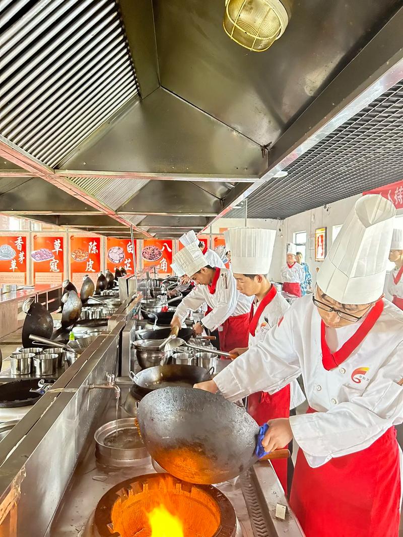 中餐烹饪就业方向及前景?中餐烹饪专业要求?-第1张图片-职教招生网 中餐烹饪就业方向及前景?中餐烹饪专业要求?-第1张图片-职教招生网