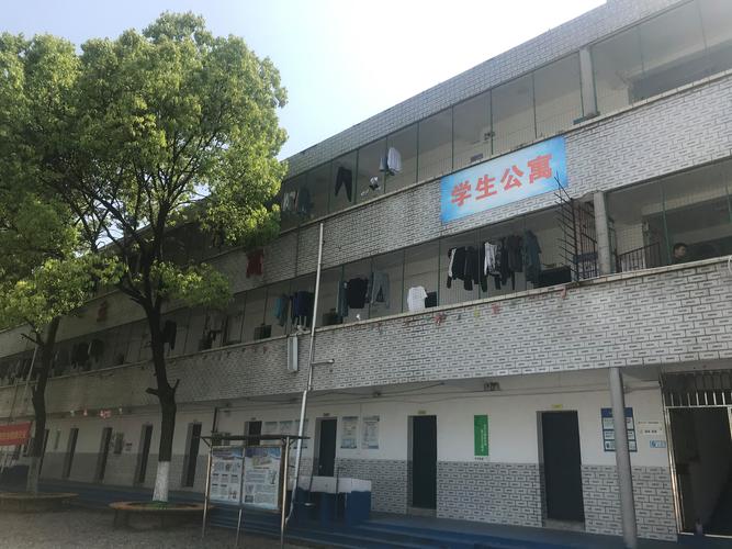 资中县电子工程学校怎么样?四川省资中电子工程学校怎么样?-第5张图片-职教招生网 资中县电子工程学校怎么样?四川省资中电子工程学校怎么样?-第5张图片-职教招生网