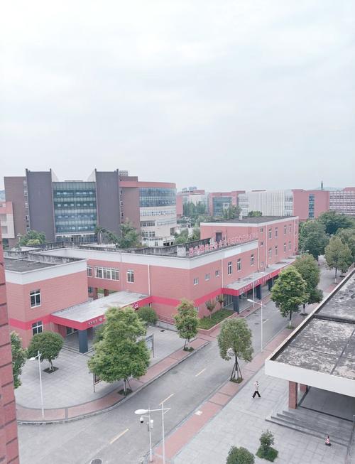 峨眉山市中专学校,峨眉山中职学校?-第5张图片-职教招生网 峨眉山市中专学校,峨眉山中职学校?-第5张图片-职教招生网