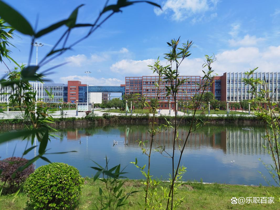 乐山市嘉州卫校坑人的学校,乐山市嘉州卫校,旅游学校新生录取查询-第3张图片-职教招生网 乐山市嘉州卫校坑人的学校,乐山市嘉州卫校,旅游学校新生录取查询-第3张图片-职教招生网