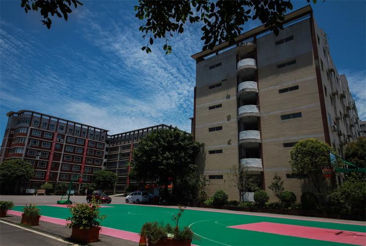 四川南充中职学校,四川南充中专学校?-第4张图片-职教招生网 四川南充中职学校,四川南充中专学校?-第4张图片-职教招生网