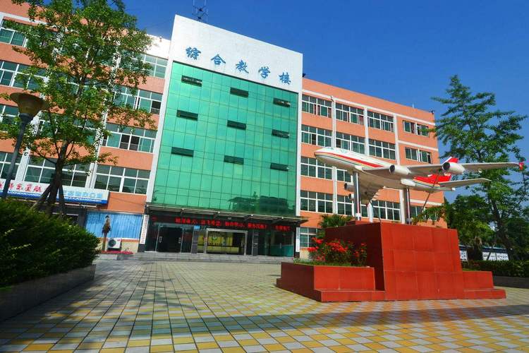 四川成都东星航空旅游学院,四川成都东星航空旅游专修学院?-第8张图片-职教招生网 四川成都东星航空旅游学院,四川成都东星航空旅游专修学院?-第8张图片-职教招生网