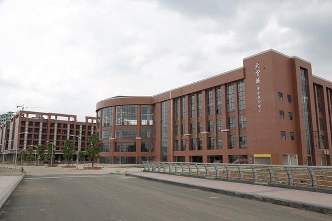 广西蓝天职业技术学校,广西蓝天职业技术学校官方网站?-第6张图片-职教招生网 广西蓝天职业技术学校,广西蓝天职业技术学校官方网站?-第6张图片-职教招生网